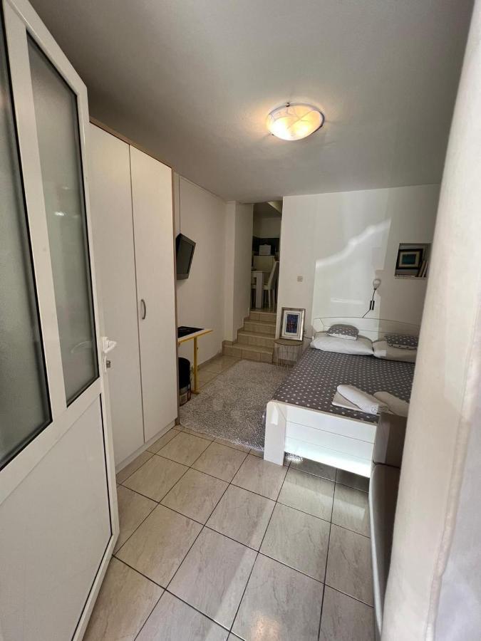 Old Town Apartment Nina 1 Split Buitenkant foto